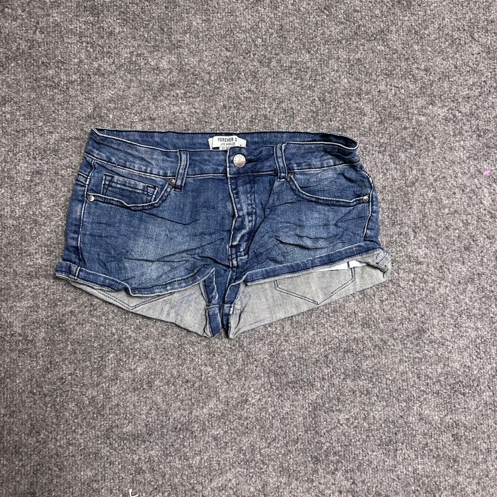 Forever 21 Shorts Womens Size 26 Blue Denim Low Rise Cuffed Casual Jean Shorts